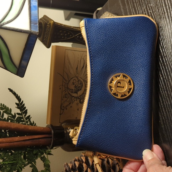Parazul wristlet - Picture 1 of 7